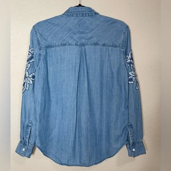 RAILS - Ingrid Floral Embroidered Patches Chambray Shirt Size XS - Picture 11 of 11